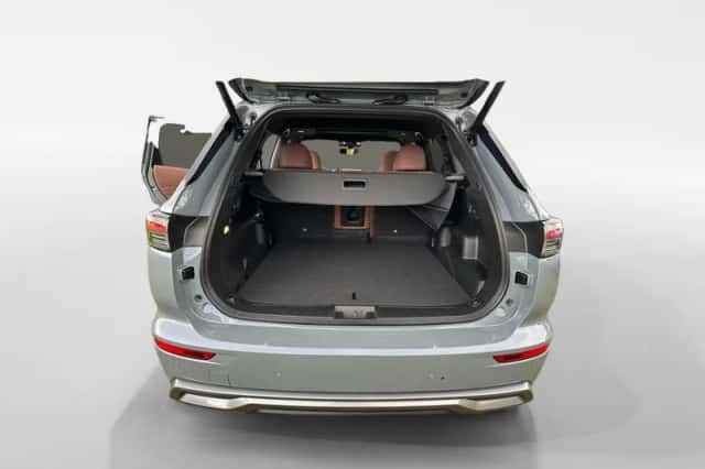 Mitsubishi Outlander (2025) thumbnail 11