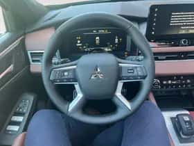 Mitsubishi Outlander (2025) thumbnail 15
