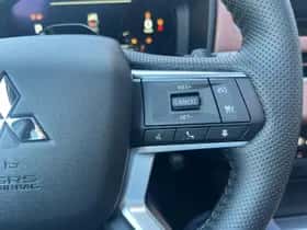 Mitsubishi Outlander (2025) thumbnail 16
