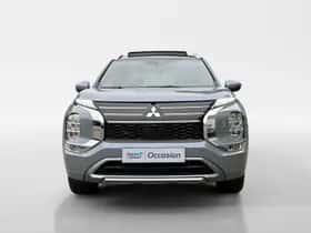 Mitsubishi Outlander (2025) thumbnail 4