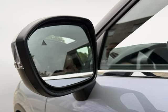 Mitsubishi Outlander (2025) thumbnail 8