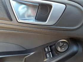 Ford Fiesta (2017) thumbnail 15