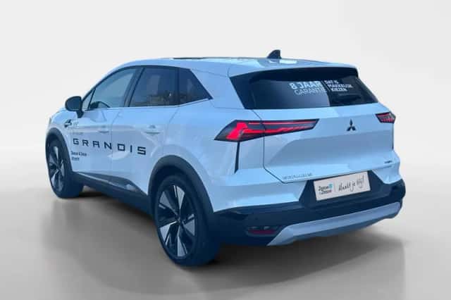 Mitsubishi Grandis (2025) thumbnail 12