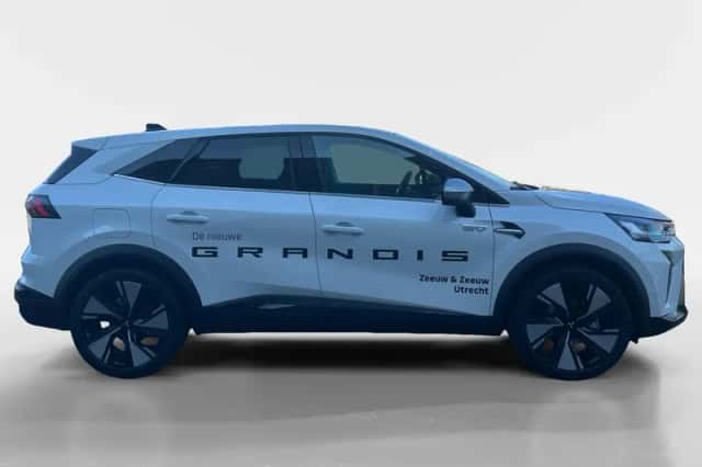 Mitsubishi Grandis (2025) thumbnail 5
