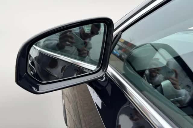 Volvo V90 (2019) thumbnail 11