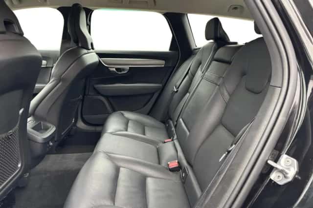 Volvo V90 (2019) thumbnail 16