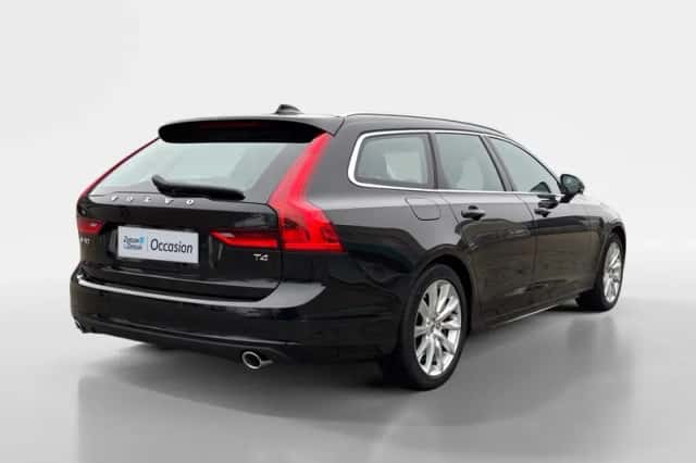 Volvo V90 (2019) thumbnail 4