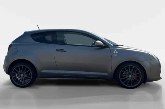 Alfa Romeo Mito (2015) thumbnail 2