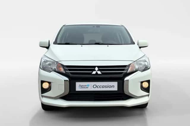 Mitsubishi Space Star (2023) thumbnail 2