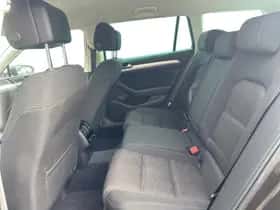 Volkswagen Passat (2018) thumbnail 13