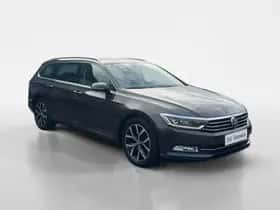 Volkswagen Passat (2018) thumbnail 3