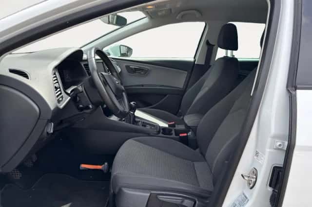 SEAT Leon (2018) thumbnail 12