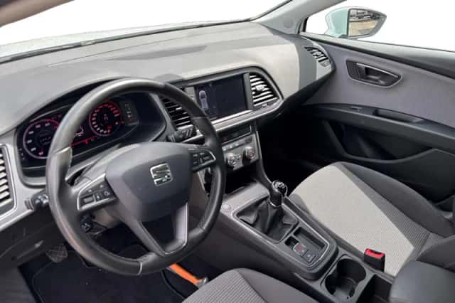 SEAT Leon (2018) thumbnail 16