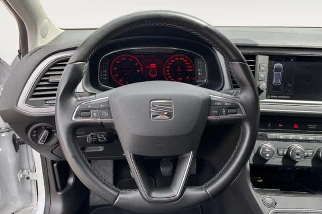 SEAT Leon (2018) thumbnail 17