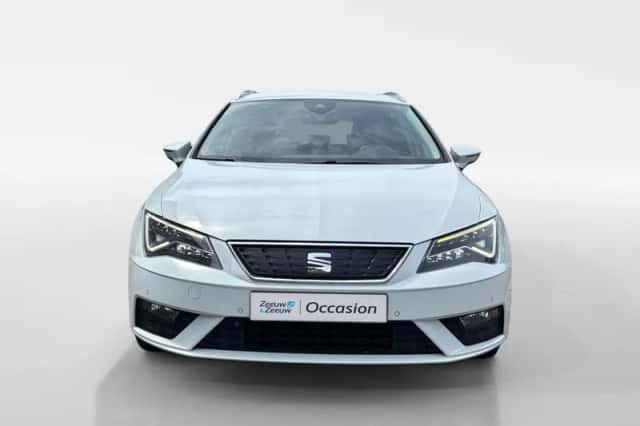 SEAT Leon (2018) thumbnail 4