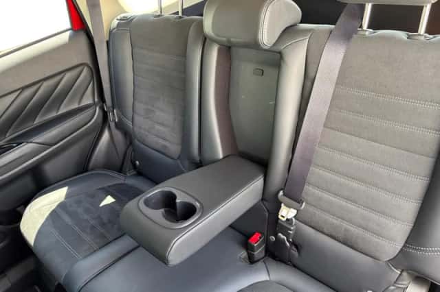 Mitsubishi Outlander (2020) thumbnail 23