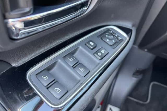 Mitsubishi Outlander (2020) thumbnail 25