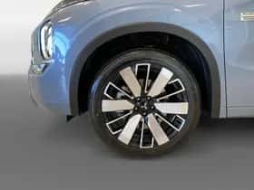 Mitsubishi Outlander (2026) thumbnail 7