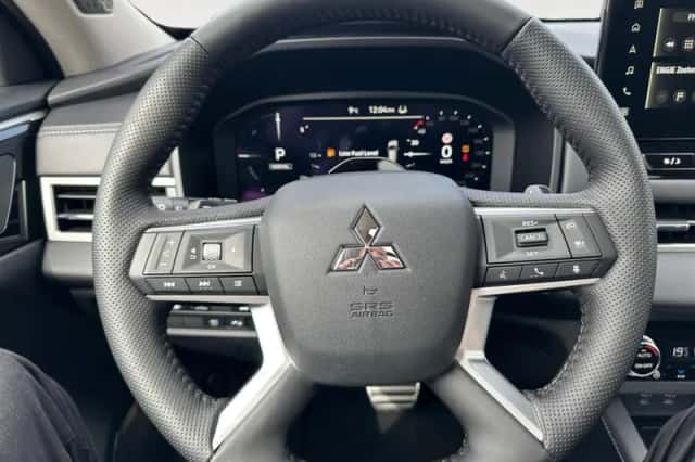 Mitsubishi Outlander (2026) thumbnail 21