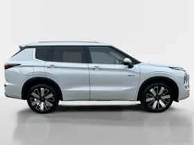 Mitsubishi Outlander (2026) thumbnail 5