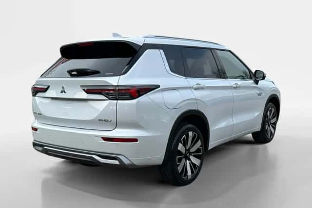 Mitsubishi Outlander (2026) thumbnail 8