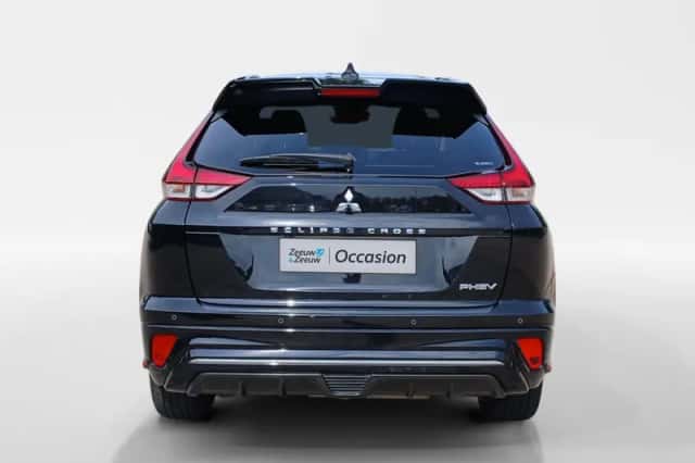 Mitsubishi Eclipse Cross (2023) thumbnail 3