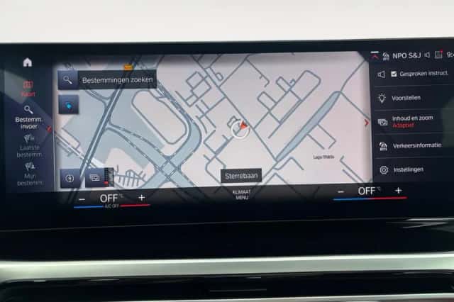 BMW i4 (2023) thumbnail 24