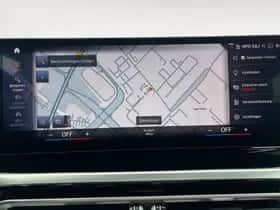 BMW i4 (2023) thumbnail 24