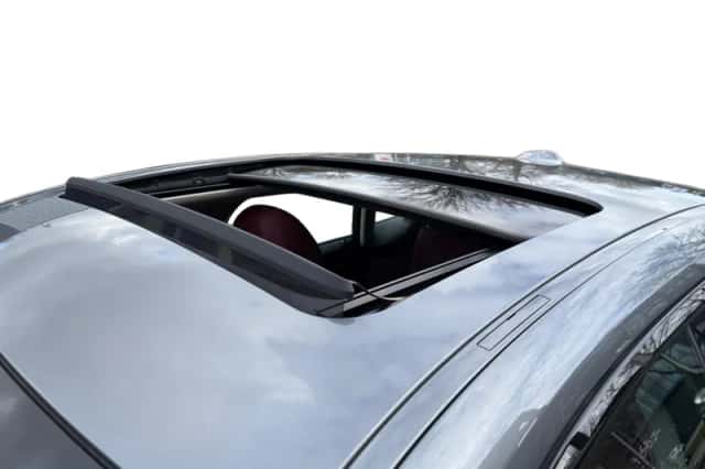 BMW i4 (2023) thumbnail 26