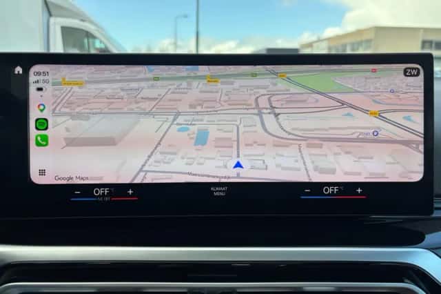 BMW i4 (2023) thumbnail 33