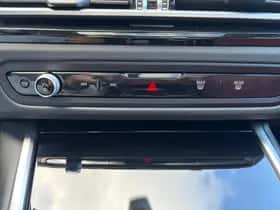 BMW i4 (2023) thumbnail 34