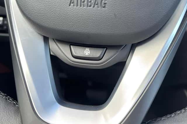 BMW i4 (2023) thumbnail 35