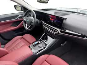 BMW i4 (2023) thumbnail 8