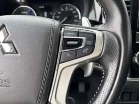Mitsubishi Outlander (2019) thumbnail 19