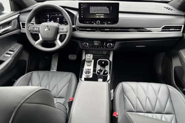 Mitsubishi Outlander (2026) thumbnail 22