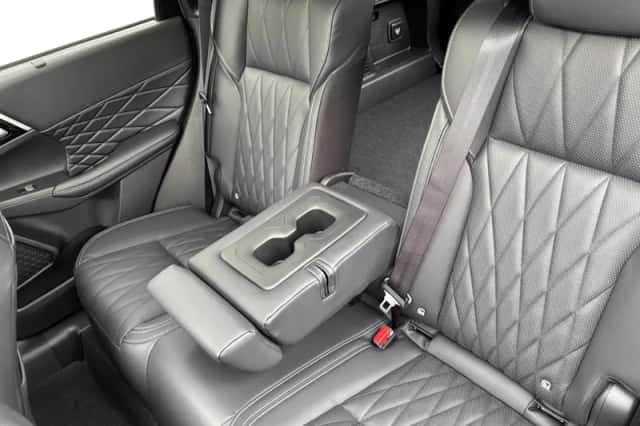 Mitsubishi Outlander (2026) thumbnail 24