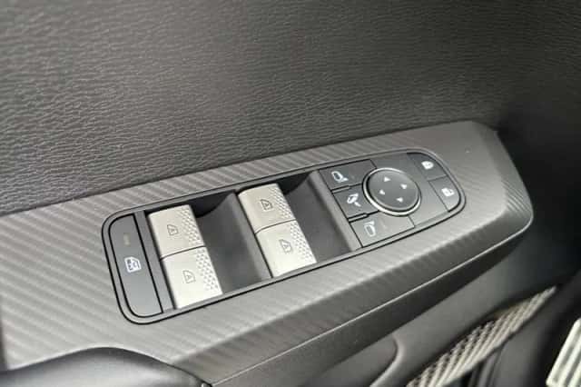 Mitsubishi Outlander (2026) thumbnail 29
