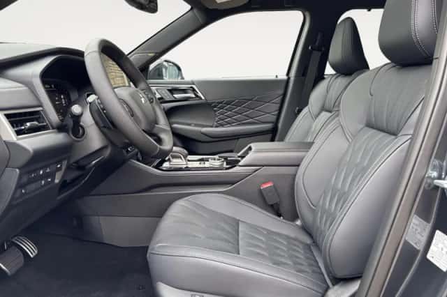 Mitsubishi Outlander (2026) thumbnail 6
