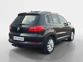 Volkswagen Tiguan (2015) thumbnail 2