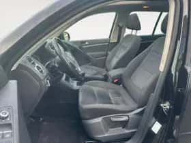 Volkswagen Tiguan (2015) thumbnail 14