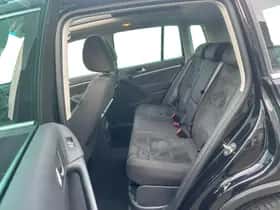 Volkswagen Tiguan (2015) thumbnail 15