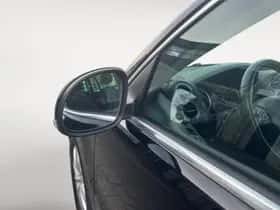 Volkswagen Tiguan (2015) thumbnail 17