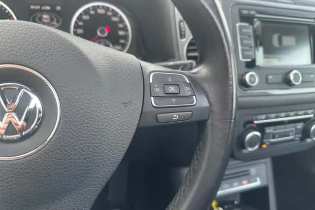 Volkswagen Tiguan (2015) thumbnail 22