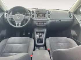 Volkswagen Tiguan (2015) thumbnail 24