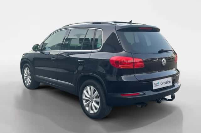 Volkswagen Tiguan (2015) thumbnail 4