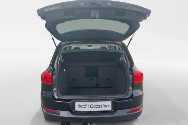 Volkswagen Tiguan (2015) thumbnail 6
