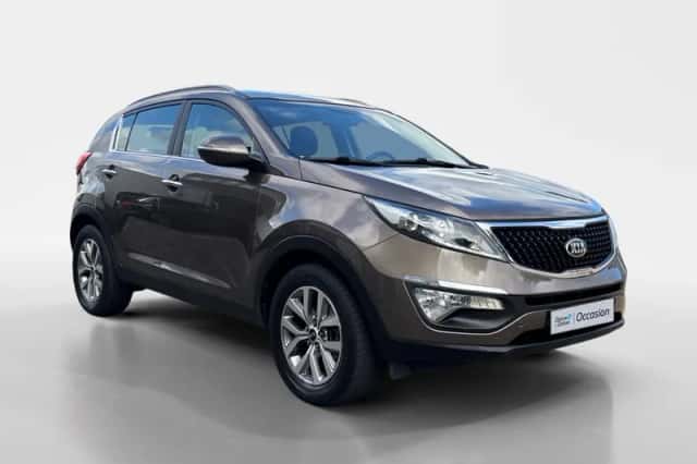 Kia Sportage (2015) thumbnail 3