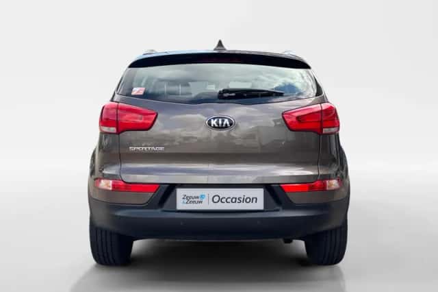 Kia Sportage (2015) thumbnail 6