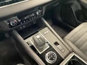 Mitsubishi Outlander (2026) thumbnail 12