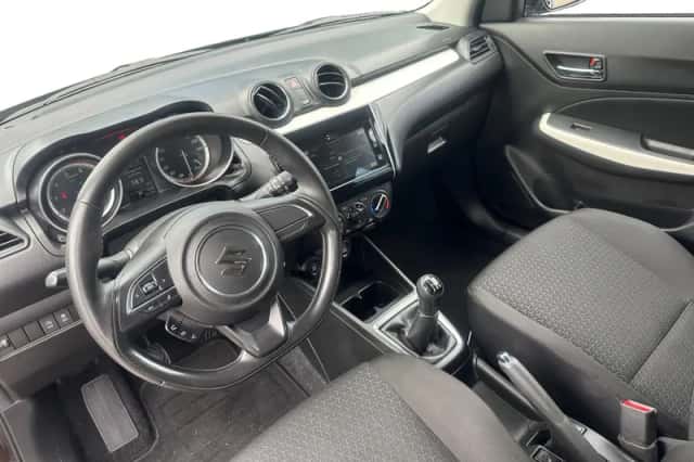 Suzuki Swift (2020) thumbnail 15